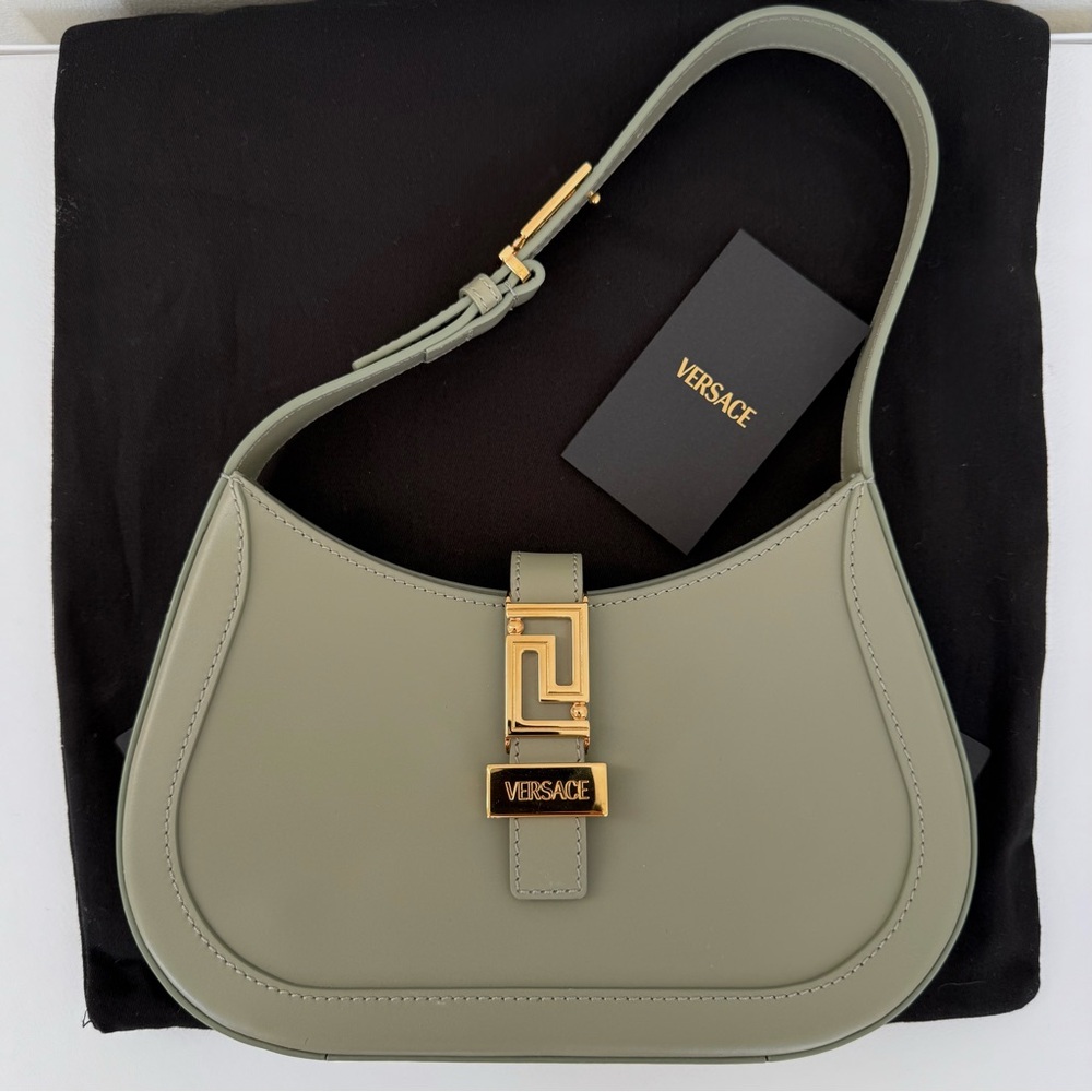 Versace Brand New Shoulder Hobo Greca Goddess Bag in Calf Leather. AUTHENTIC!!! - Picture 12 of 15